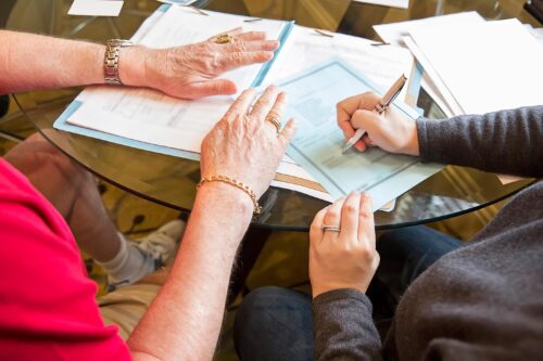 Signing a Will Signing a Will